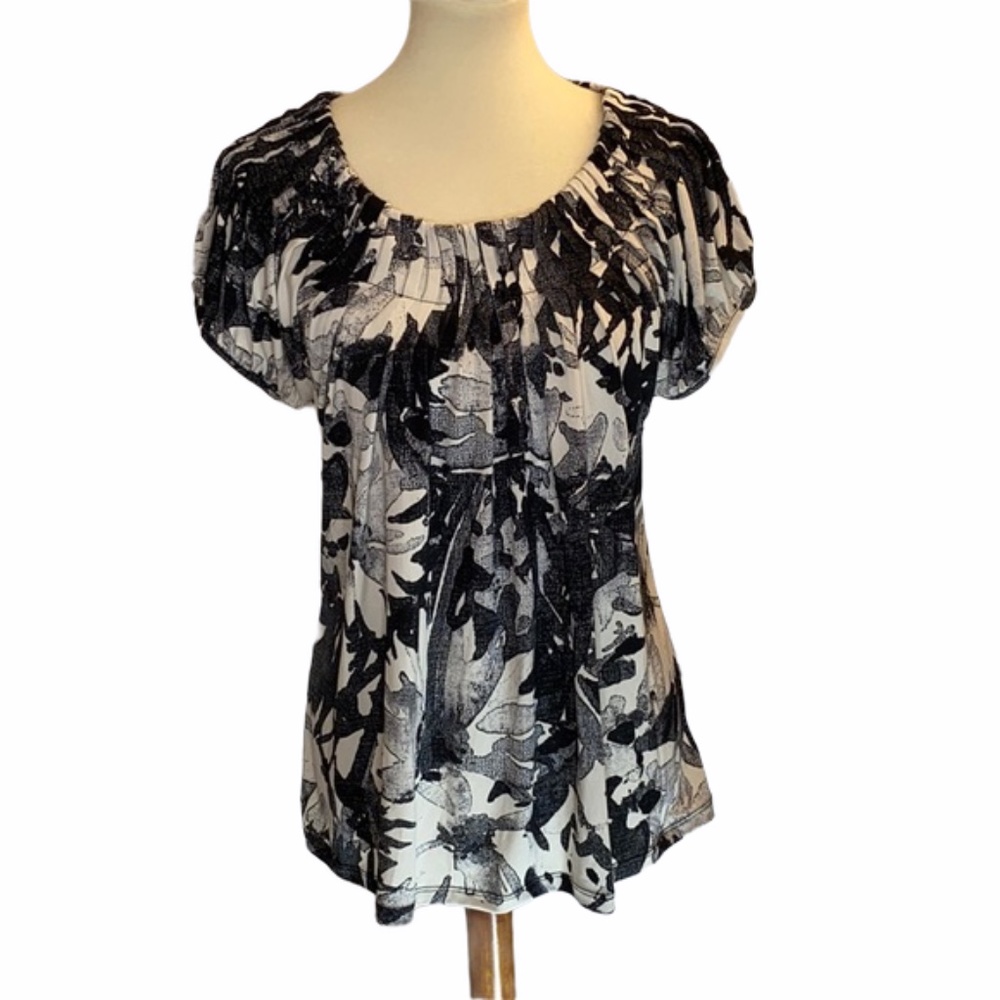 Style & Co Black & White Floral Blouse